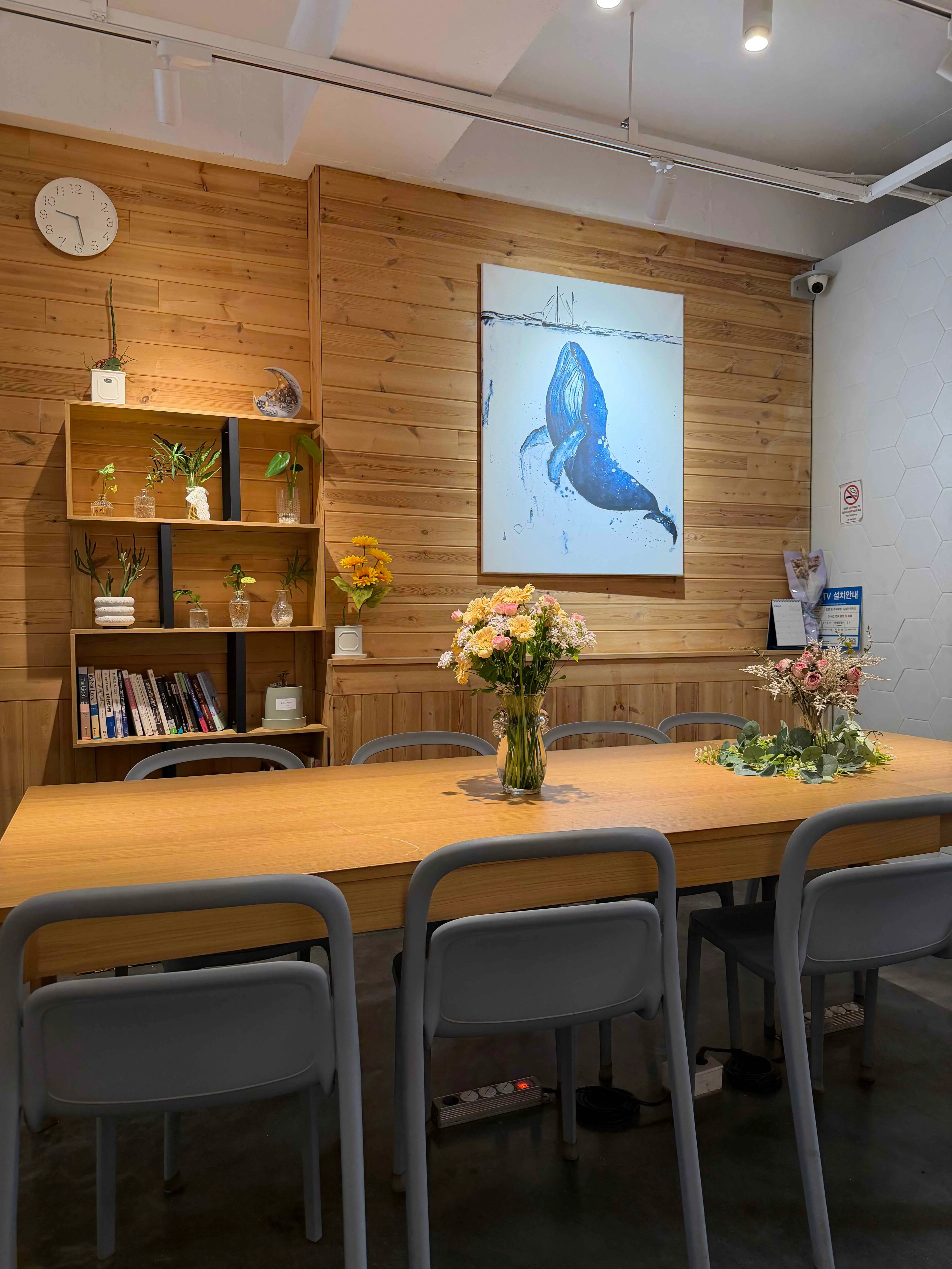 카페지니 내부 좌석